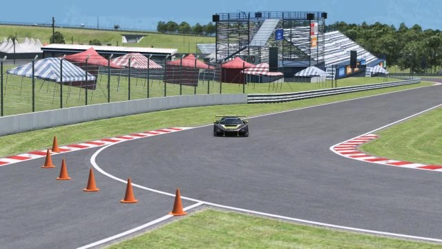 Mäkki GT3 autopolis